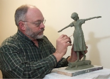 Steve Lillegard working on sculpture.